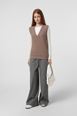 Трикотажний жилет какао 