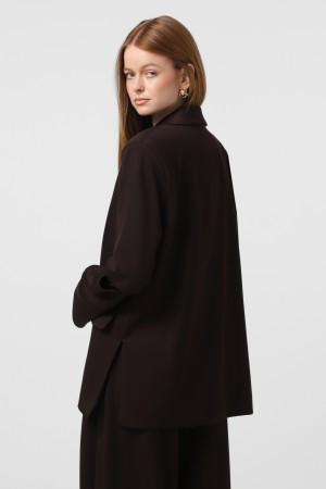 Шоколадний жакет з розрізами з костюмної тканини з вовною