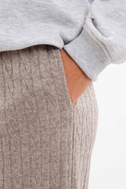 Прямі штани тауп